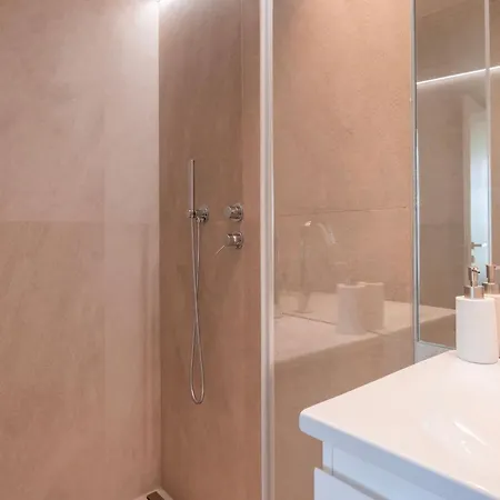 Apartment Ribeira Garden 2bdr By Lovelystay *