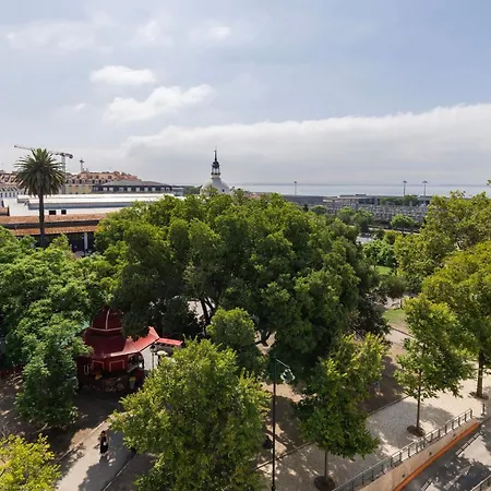 Apartment Ribeira Garden 2bdr By Lovelystay
