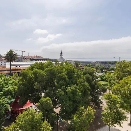 Apartment Ribeira Garden 2bdr By Lovelystay
