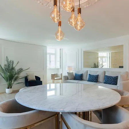 Ribeira Garden 2bdr By Lovelystay *