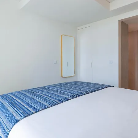 Ribeira Garden 2bdr By Lovelystay ליסבון